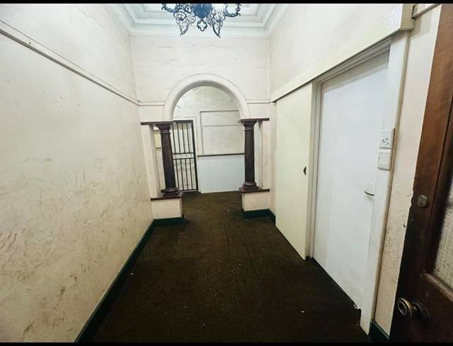 6 BEDROOM HOUSE FOR SALE IN GERMISTON STATION